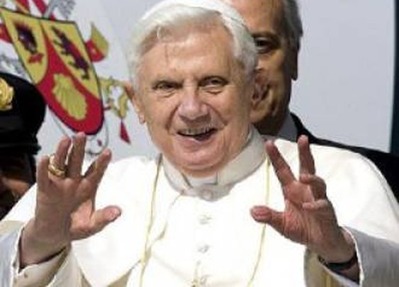 Papa želi da se sastane sa Fidelom Castrom