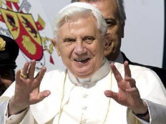 Papa želi da se sastane sa Fidelom Castrom