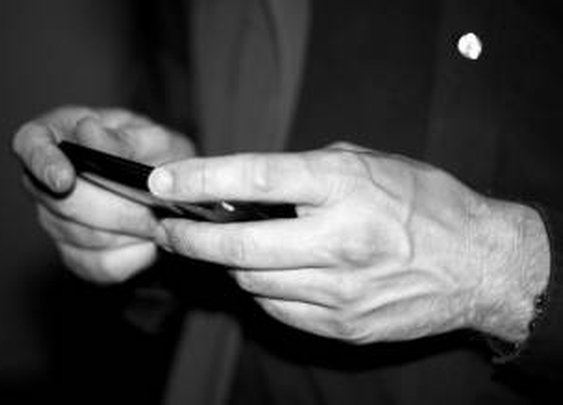 Mladi obožavaju smartfone