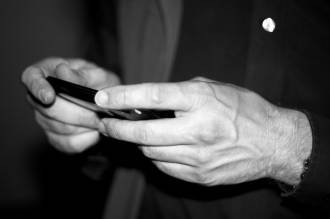 Mladi obožavaju smartfone