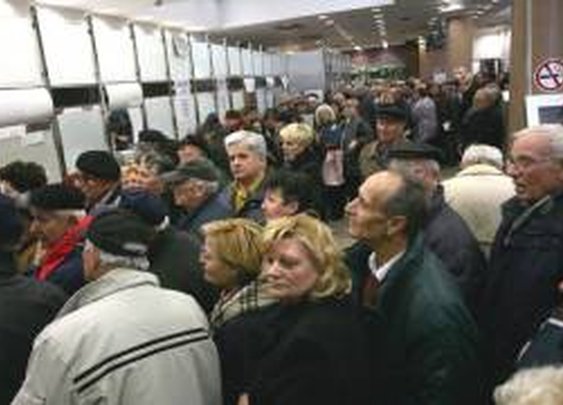 U državnim firmama malo rade, a dobro zarađuju