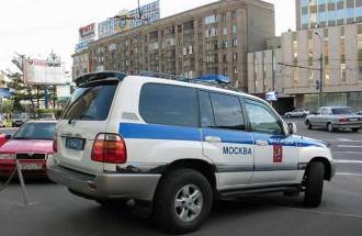 Pijana Ruskinja pretukla trojicu policajaca