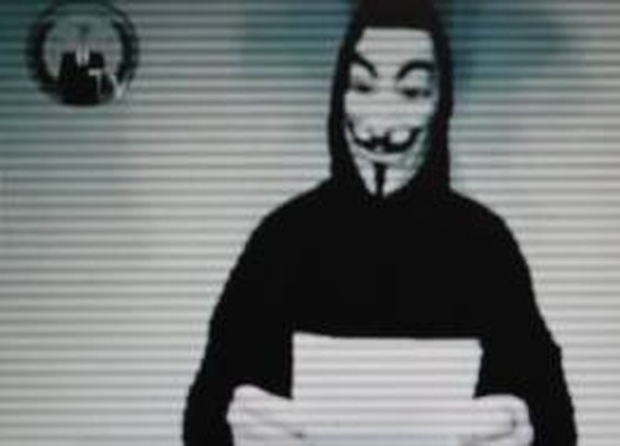 Uhapšeno 25 hakera iz grupe Anonimni!