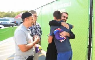 VIDEO: Novaku čestitali Jarić, sveštenik...
