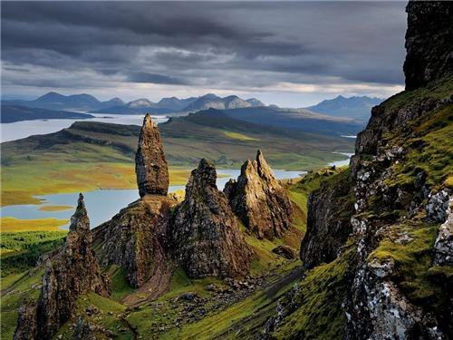 Scotland / Old Man of Storr, Isle of Skye, Scotland
