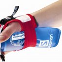 Salomon's hands-free water bottle gloves for runners