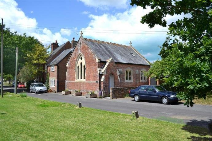The Old Chapel at Sturminster Marshall - Bournemouth Luxury Hotel - Octopus Travel Help