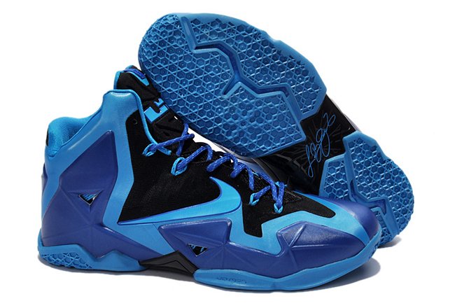 Nike King Lebron XI (11) With Royal Blue & Black Sports Sneakers