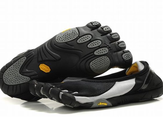 jaya vibram women footwear black and silver