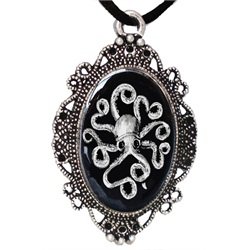 Alkemie Apparel Cousteau Octopus Cameo Satin 20 in Pendant Necklace